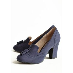 Chelsea crew 9 Luba Navy Oxford pumps modcloth